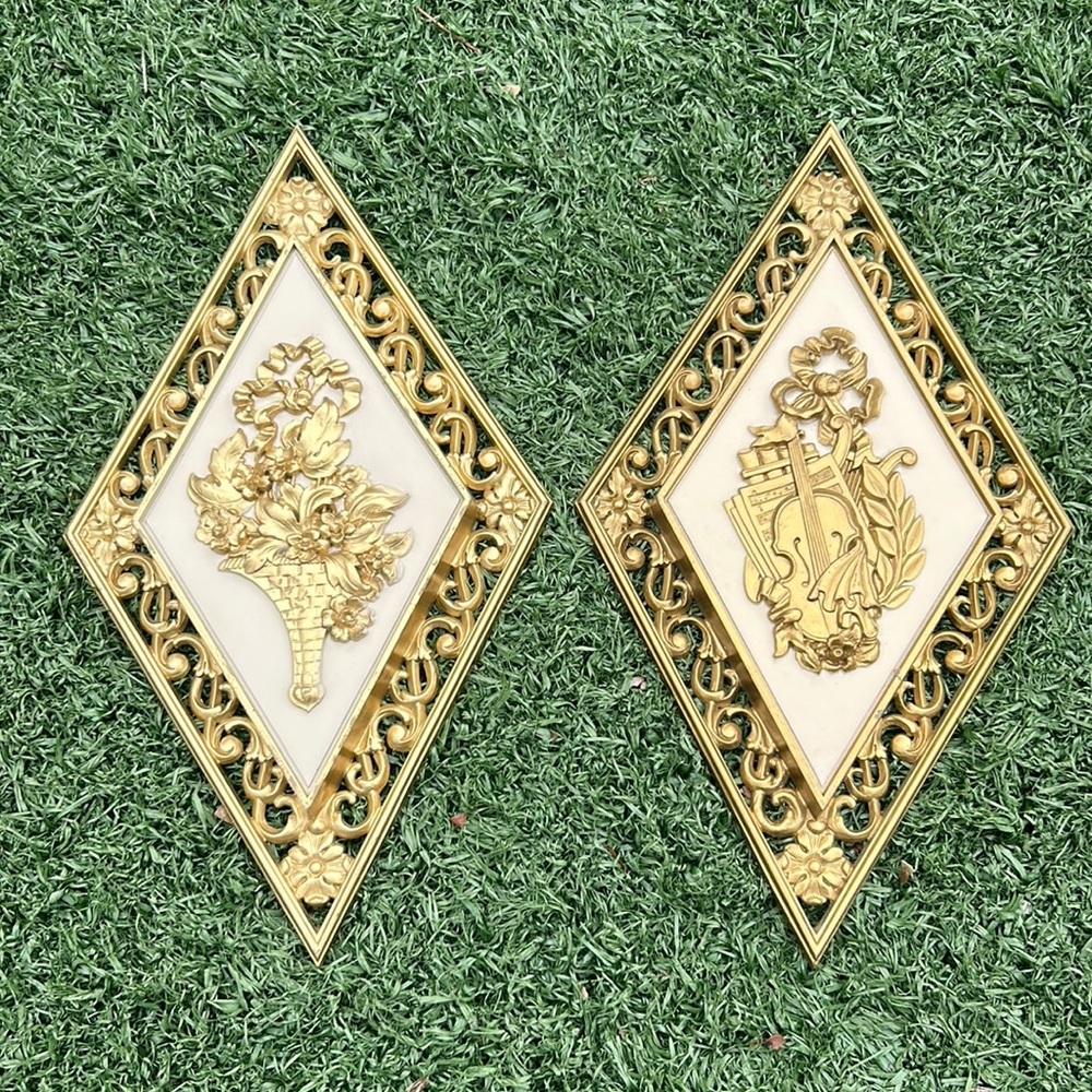 Vintage Dart Syroco Gold Diamond Floral & Violin Wall Plaques Set No. 4271